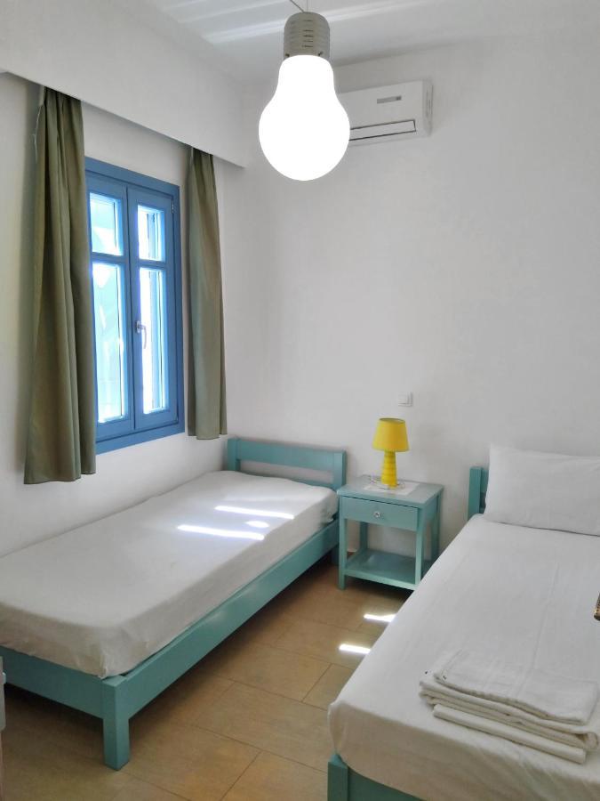 Villa Danae - Seaside Villa With Pool & Hot Tub 피소리바디 외부 사진