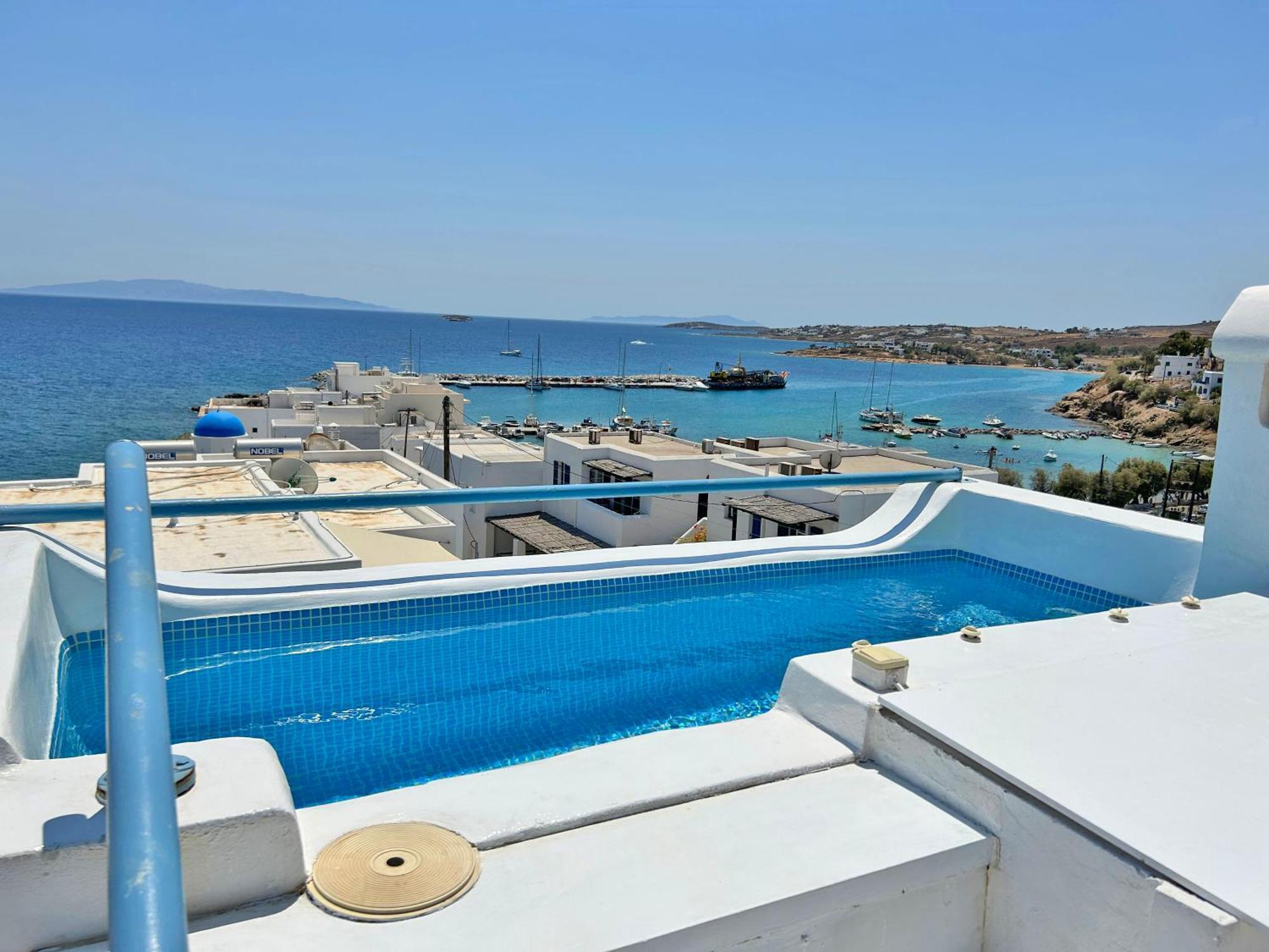 Villa Danae - Seaside Villa With Pool & Hot Tub 피소리바디 외부 사진